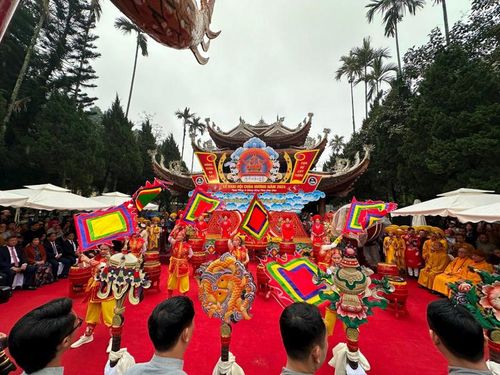 Khai mạc Lễ hội chùa Hương Xuân Giáp Thìn 2024. Nguồn: Hà Nội mới