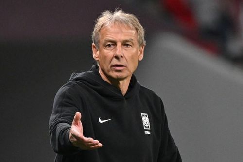 Liên đoàn bóng đá Hàn Quốc chính thức ra thông báo sa thải HLV Klinsmann hôm 16/2.