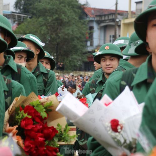Theo đánh giá, chất lượng tuyển quân năm 2024 của tỉnh Hòa Bình tiếp tục được đảm bảo, cao hơn so với năm 2023. 100% xã, phường, thị trấn có công dân nhập ngũ, không có xã trắng trong tuyển quân.