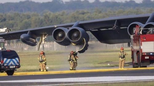 Đây là lần đầu oanh tạc cơ B-52 gặp sự cố động cơ nghiêm trọng tại sân bay Minot. Hồi năm 2017, một động cơ TF33 từng rơi khỏi máy bay B-52 ở cách căn cứ khoảng 40 km.