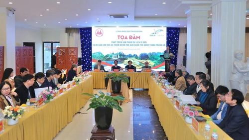 Quang cảnh buổi tọa đàm. (Ảnh: ANH TUẤN)