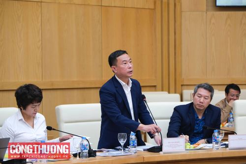 Các đại biểu đưa ra nhiều ý kiến đóng góp nhằm hoàn thiện hồ sơ dự thảo Luật Hóa chất (sửa đổi)