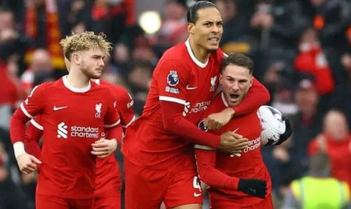 Alexis Mac Allister (Liverpool) giành chiến thắng trên chấm phạt đền bằng một cú sút không thể cản phá.(Ảnh: AP)