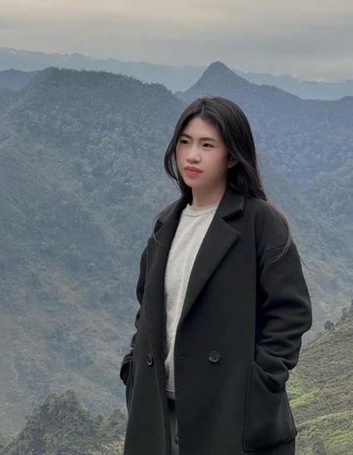 Thanh Nhã thường xuyên khoe hình ảnh trên trang cá nhân.