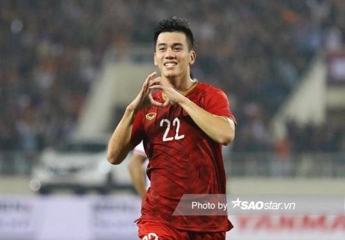 Tiền đạo Nguyễn Tiến Linh bày tỏ sự lo lắng khi tuyển Việt Nam làm khách trước Indonesia.