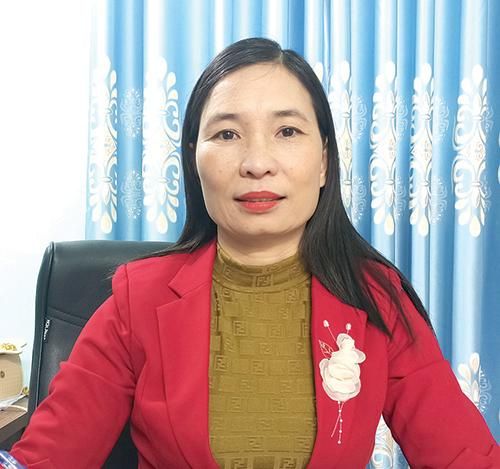 PV: Để học sinh nhà trường tiếp tục phát huy tinh thần sáng tạo, nhà trường cần thực hiện phương pháp giáo dục nào đặc biệt không, thưa cô?