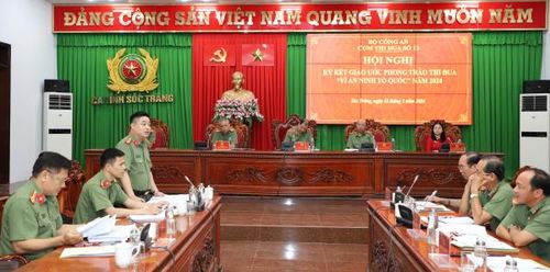 Các đại biểu tham dự Hội nghị. 