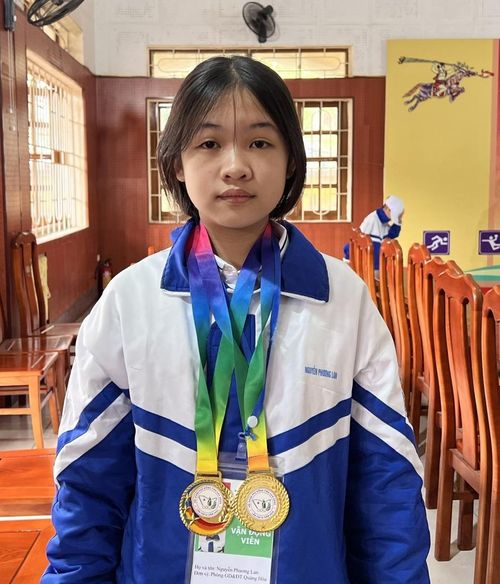 Nữ kỳ thủ Nguyễn Phương Lan.