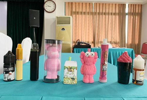Thuốc lá điện tử ngụy trang dưới dạng đồ vật, hấp dẫn giới trẻ.