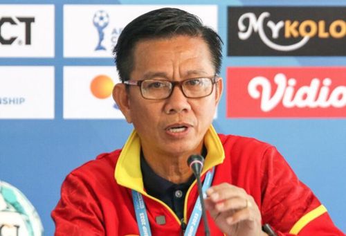 HLV Hoàng Anh Tuấn tại ASIAD 19.