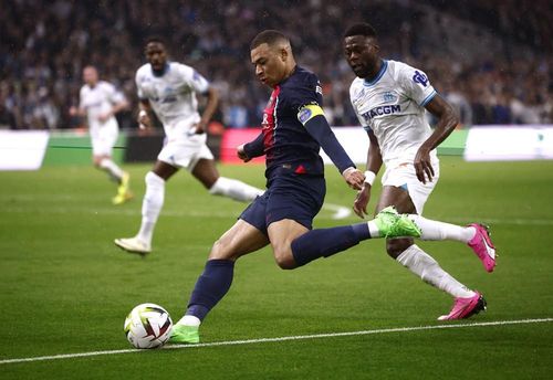Kylian Mbappe thi đấu xông xáo như thường lệ