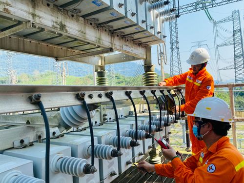 Chính phủ đề xuất sửa Luật Điện lực trong năm 2024.
