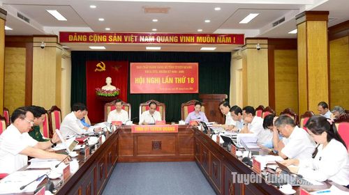 Các đại biểu dự hội nghị.