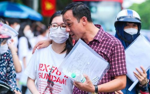 Lựa chọn nguyện vọng làm sao có được suất vào lớp 10 trường công đang là bài toán khiến nhiều học sinh, phụ huynh "đau đầu".