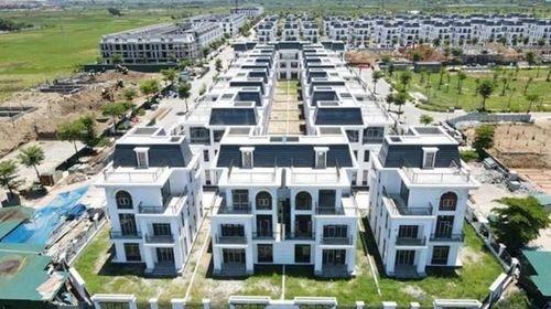 Ngân hàng Nhà nước cho biết, tỷ trọng tín dụng bất động sản cao trên tổng dư nợ còn cao.