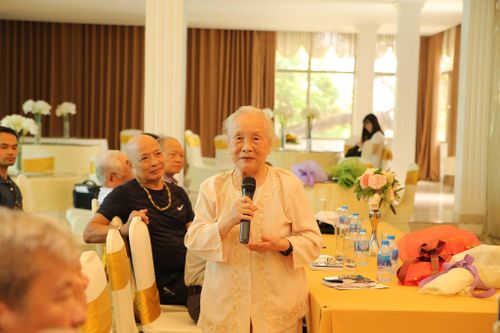 Sinh thời, cụ bà Doãn Ngọc Trâm sống tình cảm, khiêm tốn và giản dị.