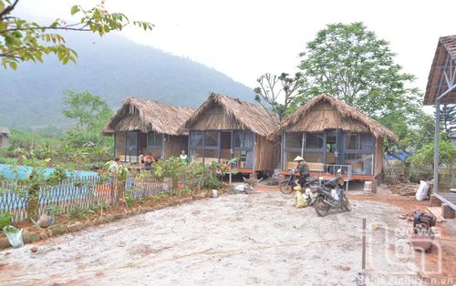 Gia đình ông Lê Văn Thư (chủ cơ sở lưu trú ở xóm Tân Sơn, xã La Bằng, Đại Từ) đã hoàn thiện việc xây dựng thêm 5 phòng nghỉ để đón khách du lịch.
