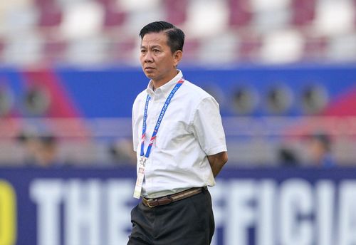 HLV Hoàng Anh Tuấn muốn các học trò giữ sự tập trung sau chiến thắng trước U23 Malaysia - Nguồn: VFF