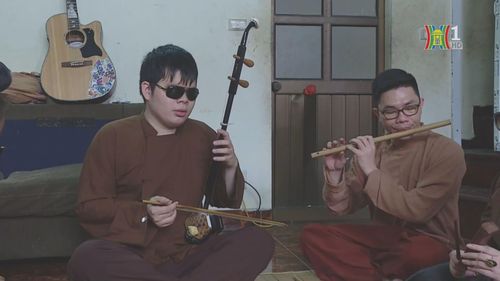 Hai thầy trò Minh lập nên mái ấm Đông Đô để hỗ trợ những em nhỏ khiếm thị. Cũng từ đây CLB hát xẩm Tâm Việt ra đời