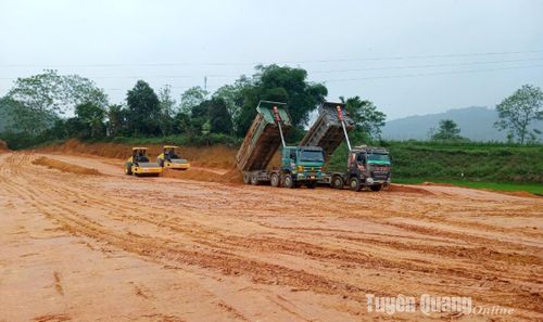 Công ty cổ phần Xây dựng Trường Sơn thi công gói thầu số 19 Dự án cao tốc Tuyên Quang - Hà Giang.