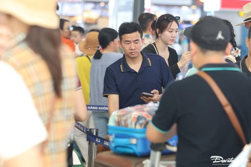 Bộ GTVT yêu cầu tổ chức thanh tra, kiểm tra công tác bán vé, thực hiện kê khai, niêm yết giá của các hãng hàng không, tuyệt đối không để tình trạng tăng giá vé trái quy định. Ảnh minh họa.