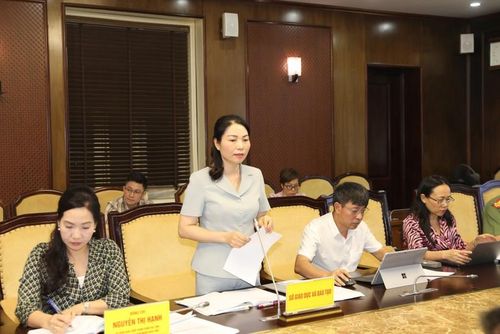 Lãnh đạo Sở GD&ĐT báo cáo công tác chuẩn bị kỳ thi.