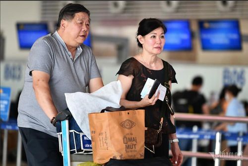 Hành khách có thể tìm mua được vé máy bay giá rẻ vào dịp hè. Ảnh: Hoàng Hà