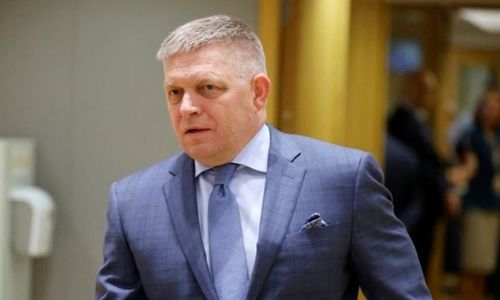 Ông Robert Fico