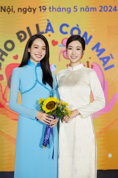 Hoa hậu Huỳnh Thanh Thủy và Hoa hậu Đỗ Mỹ Linh