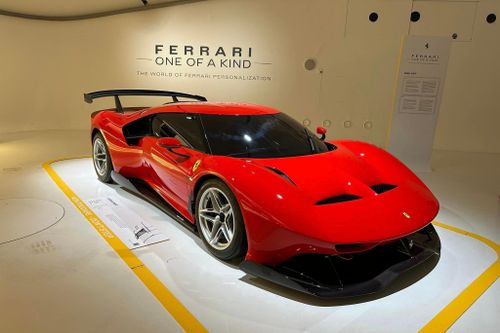 Ferrari P80/C cũng là một tác phẩm khác của chương trình Special Projects, vốn được phát triển từ mẫu xe đua 488 GT3. Phong cách của P80/C được lấy cảm hứng từ mẫu 330 P3/P4, Dino 206 S và 250 LM.