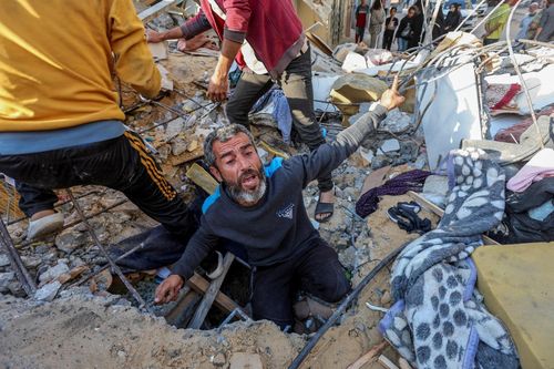 Một ngôi nhà bị phá hủy ở trại tị nạn Nuseirat, trung tâm Dải Gaza, ngày 14/5.