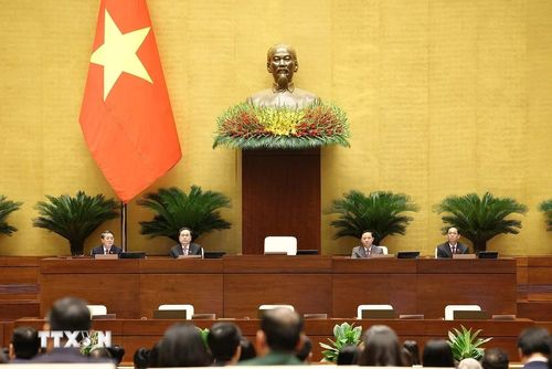  Phó Chủ tịch Thường trực Quốc hội Trần Thanh Mẫn điều hành hoạt động của Ủy ban Thường vụ Quốc hội và Quốc hội và các Phó Chủ tịch Quốc hội điều hành phiên khai mạc. (Ảnh: Dương Giang/TTXVN) 
