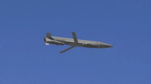 ADM-160B có trọng lượng vào khoảng 115 kg.