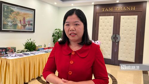 Bà Hoàng Thị Kim Hoạt - Trưởng Phòng Văn hóa và Thông tin huyện Đình Lập