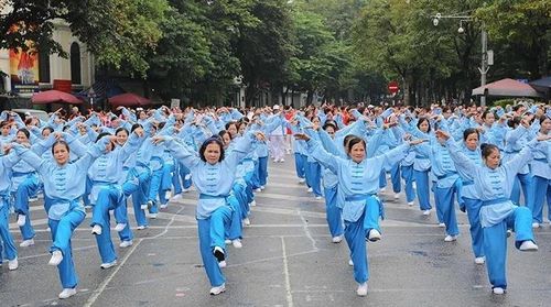 Trong bối cảnh hiện đại, khi xã hội ngày càng phát triển và biến đổi nhanh chóng, tầm quan trọng của người cao tuổi càng trở nên rõ rệt và cần được đánh giá đúng mức.