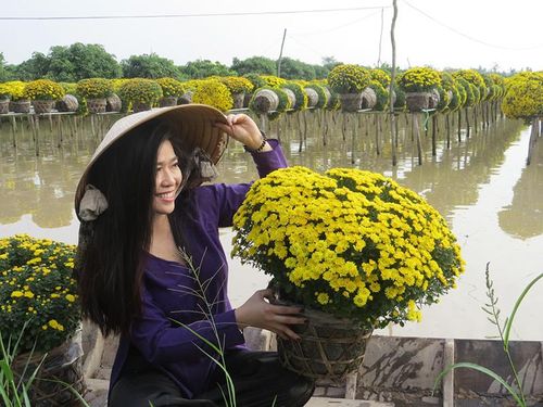 Làng hoa Sa Đéc hiện là điểm du lịch hấp dẫn đối với du khách gần xa