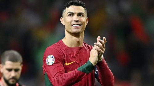  CR7 vẫn là mũi nhọn đáng sợ của Bồ Đào Nha dù tuổi đã cao. 