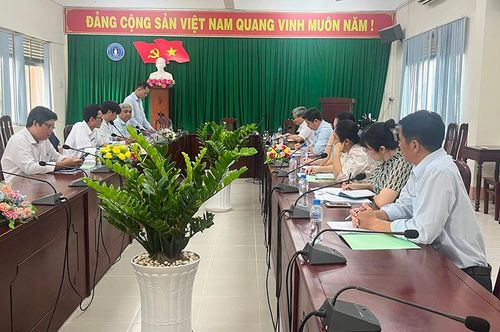 Sở Công Thương phối hợp với các đơn vị kiểm tra việc thực hiện tiết kiệm điện theo Chỉ thị số 20/CT-TTg ngày 8/6/2023 của Thủ tướng Chính phủ tại Trường Cao đẳng cộng đồng Đồng Tháp