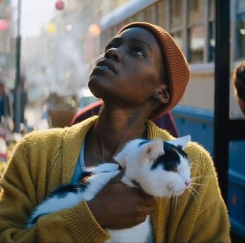 Lupita Nyong'o nổi tiếng trong phim kinh dị "Us" (2019)