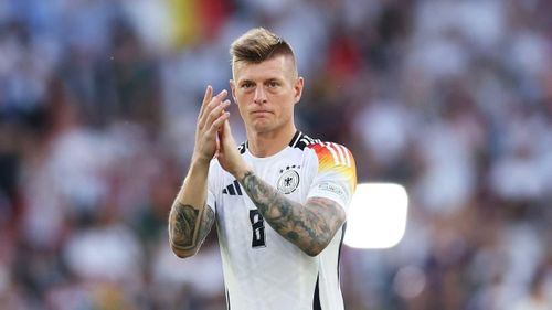 Màn chia tay buồn của Toni Kroos.