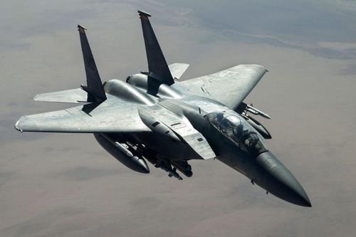 Con số trên tương đương với một tiêm kích Su-30 chế tạo mới của Nga, khi nhà sản xuất Sukhoi cho biết dòng chiến đấu cơ của mình có tổng thời gian hoạt động ở mức 3.000 giờ, yêu cầu đại tu giữa vòng đời sau 1.500 giờ bay.