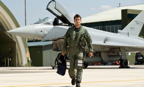 Praetorian có thể phát hiện và cảnh báo các mối đe dọa từ tên lửa không đối không và đất đối không, cung cấp đánh giá toàn diện và đáp ứng đồng thời nhiều mối đe dọa.