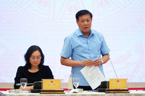 Thứ trưởng Bộ Y tế Đỗ Xuân Tuyên.