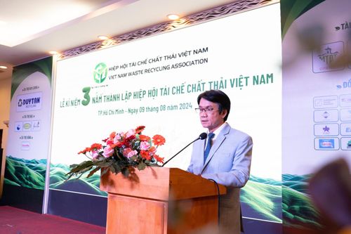 Ông Trần Việt Anh - Phó chủ tịch Hiệp hội Doanh nghiệp TP.HCM; Chủ tịch Hội Doanh nghiệp TP. Thủ Đức phát biểu tại sự kiện.