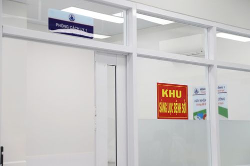 Khu vực sàng lọc bệnh sởi của Bệnh viện Nhi đồng 1 TPHCM Ảnh: Phạm Thương