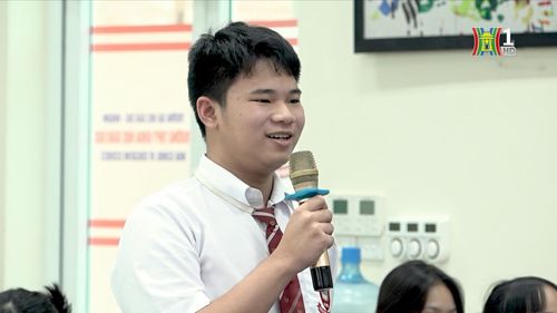 Trao đổi của học sinh với các chuyên gia tâm lý tại buổi talkshow