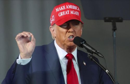 Ông Donald Trump trong sự kiện ở Wisconsin hôm 6/10.