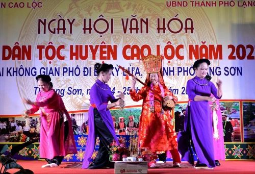 Lạng Sơn đã thành lập 12 câu lạc bộ văn nghệ quần chúng theo mô hình sinh hoạt văn hóa dân gian dân tộc