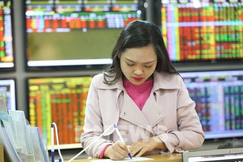 PNJ, DGC và HCM là các mã cổ phiếu được công ty chứng khoán khuyến nghị nên quan tâm trong phiên giao dịch hôm nay. Ảnh minh họa: BNEWS/TTXVN