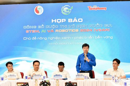 Ông Lê Hải Long - Trưởng Ban công tác Thiếu nhi Trung ương Đoàn, Phó Chủ tịch Thường trực Hội đồng Đội Trung ương thông tin về cuộc thi tại buổi họp báo.